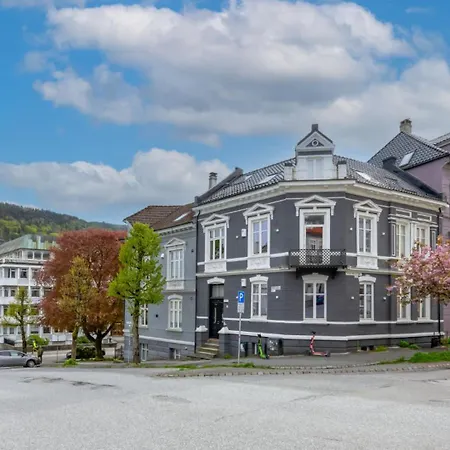 Apartment Heimby - 3 Bedroom - Live Stylish In Center