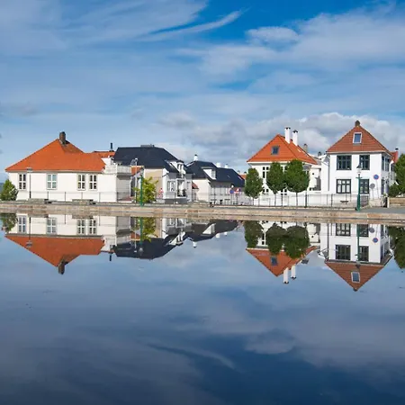 Heimby - 3 Bedroom - Live Stylish In Center Daire *